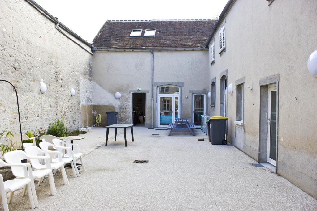 Image of  Fontaineblhostel Hostel & Camping Near Fontainebleau 