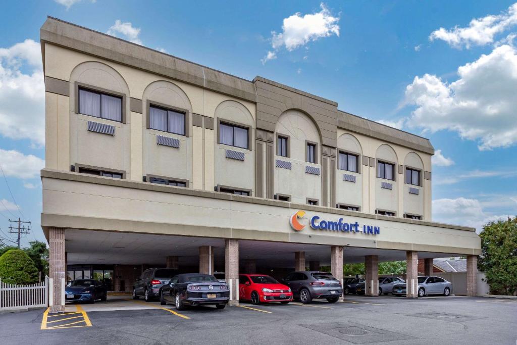 Image of  Comfort Inn Syosset 