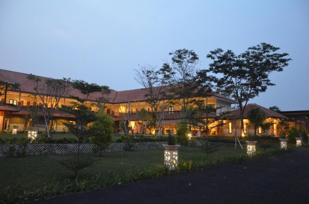 Image of Bumi Gumati Resort & Convention