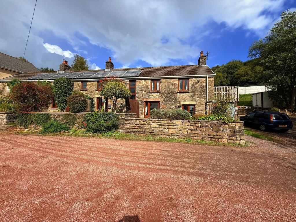 Image of  Tunnel Cottages At Blaen-nant-y-Groes Farm 