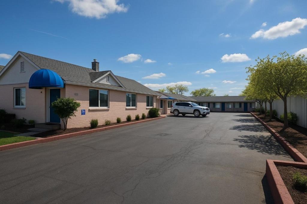 Image of  Boulevard Inn 