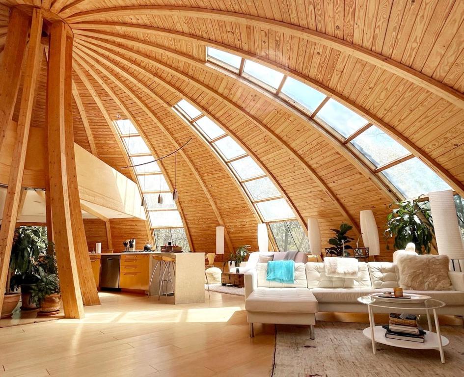 Image of  Unique Dome Home With Hot Tub & Piano, On 28 Acres 