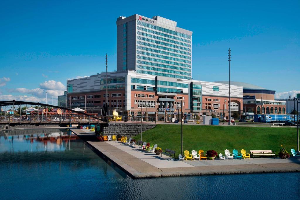 Image of  Buffalo Marriott At LECOM HARBORCENTER 