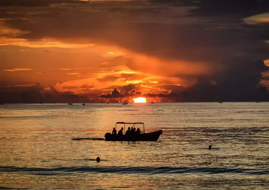 Sunset & Seafood at Uppuveli