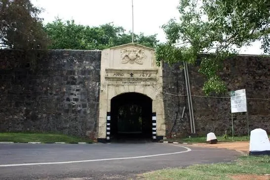 Visit Koneswaram Temple & Fort Frederick