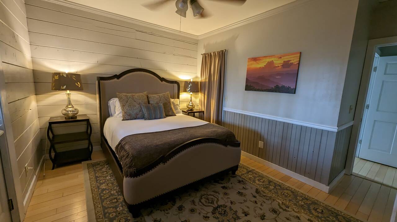 Queen Bed