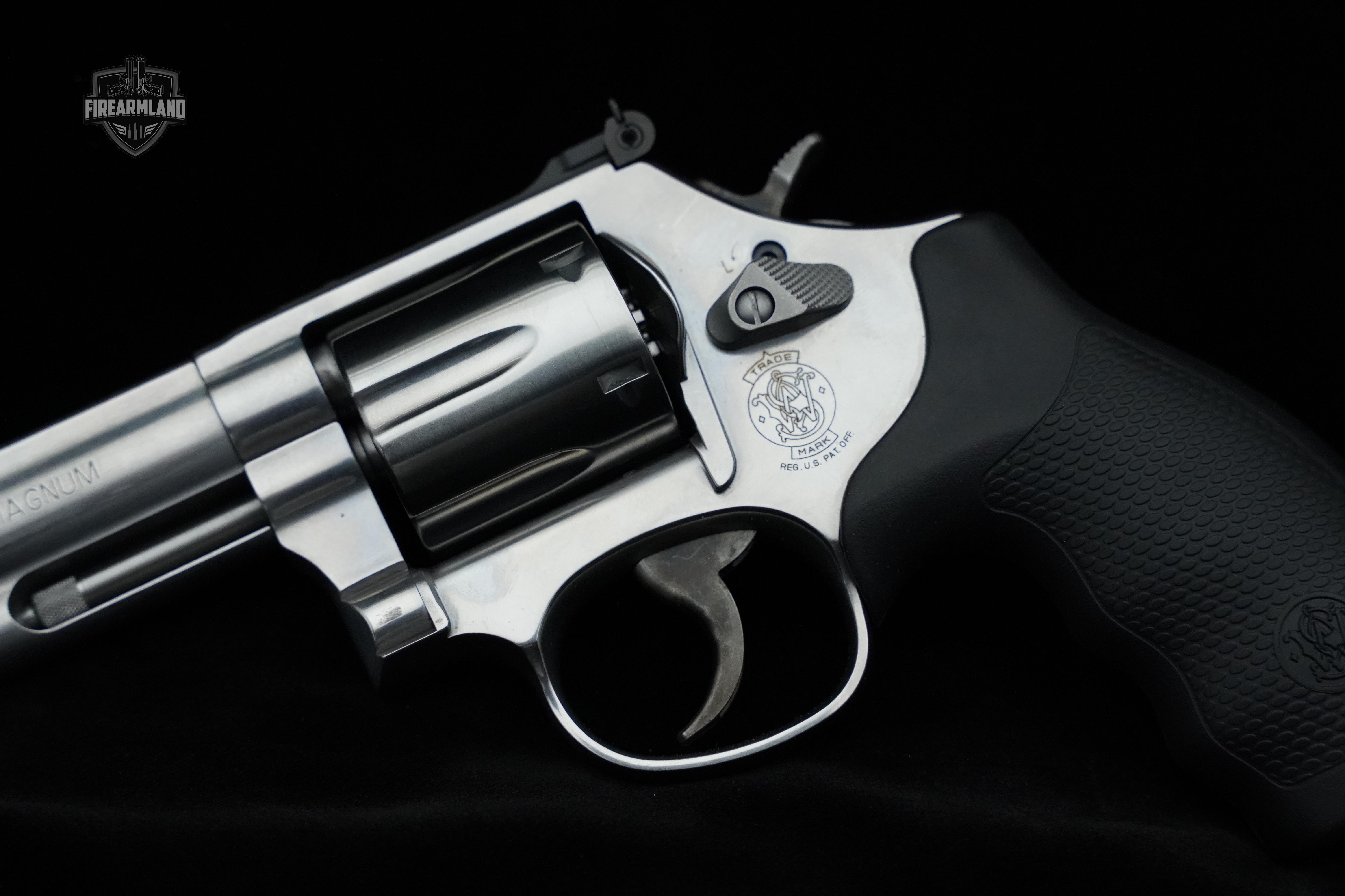Smith & Wesson (S&W) 686-6 .357 Mag. in Factory New Condition Image 5