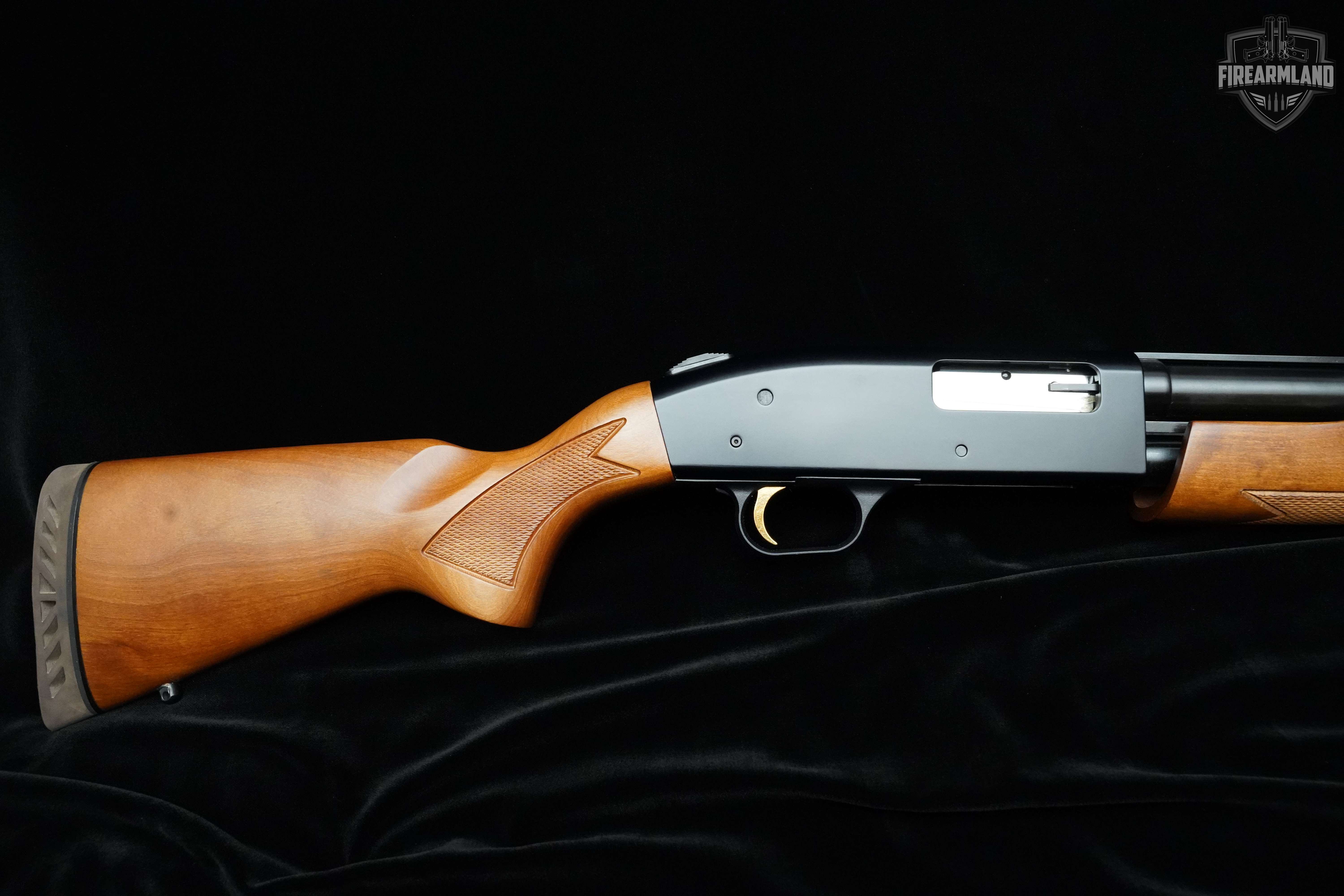 2012 Mossberg 500 Bantam All-Purpose 20 Gauge Blued in Excellent Condition Image 3