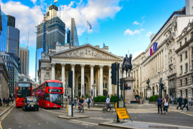 FTSE calma a causa di Brexit, la competizione per la realtà virtuale