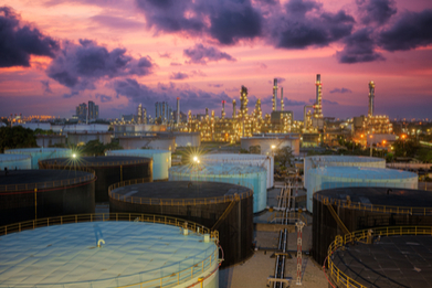 Oil Prices Gain on Saudi Production-cut Pledge