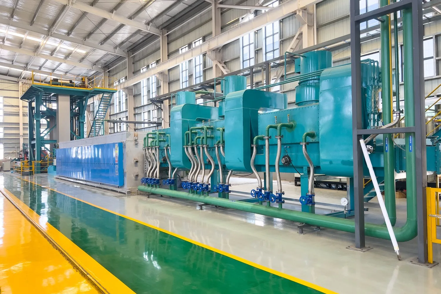 AKS bright annealing furnace side view