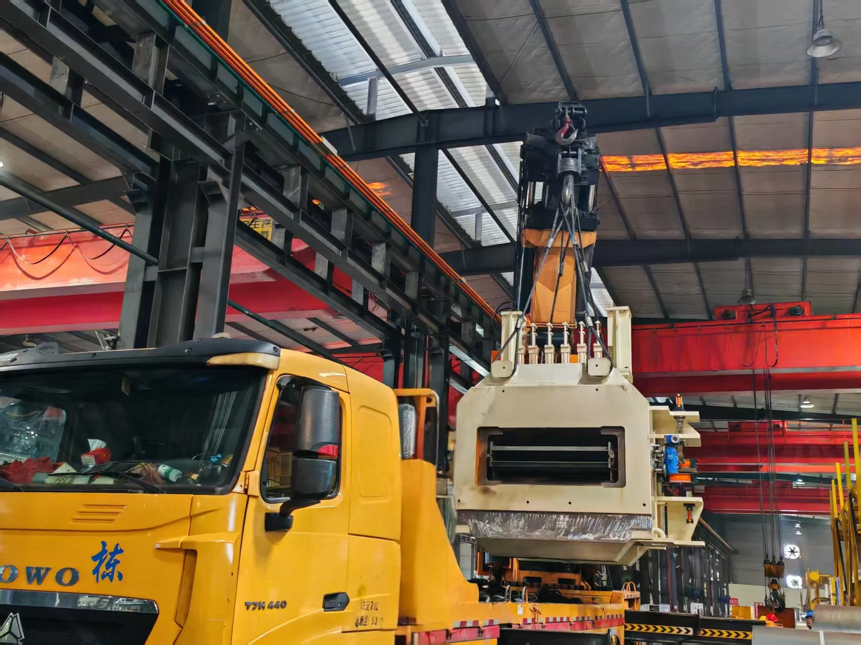 Slitting line for steel strip coils