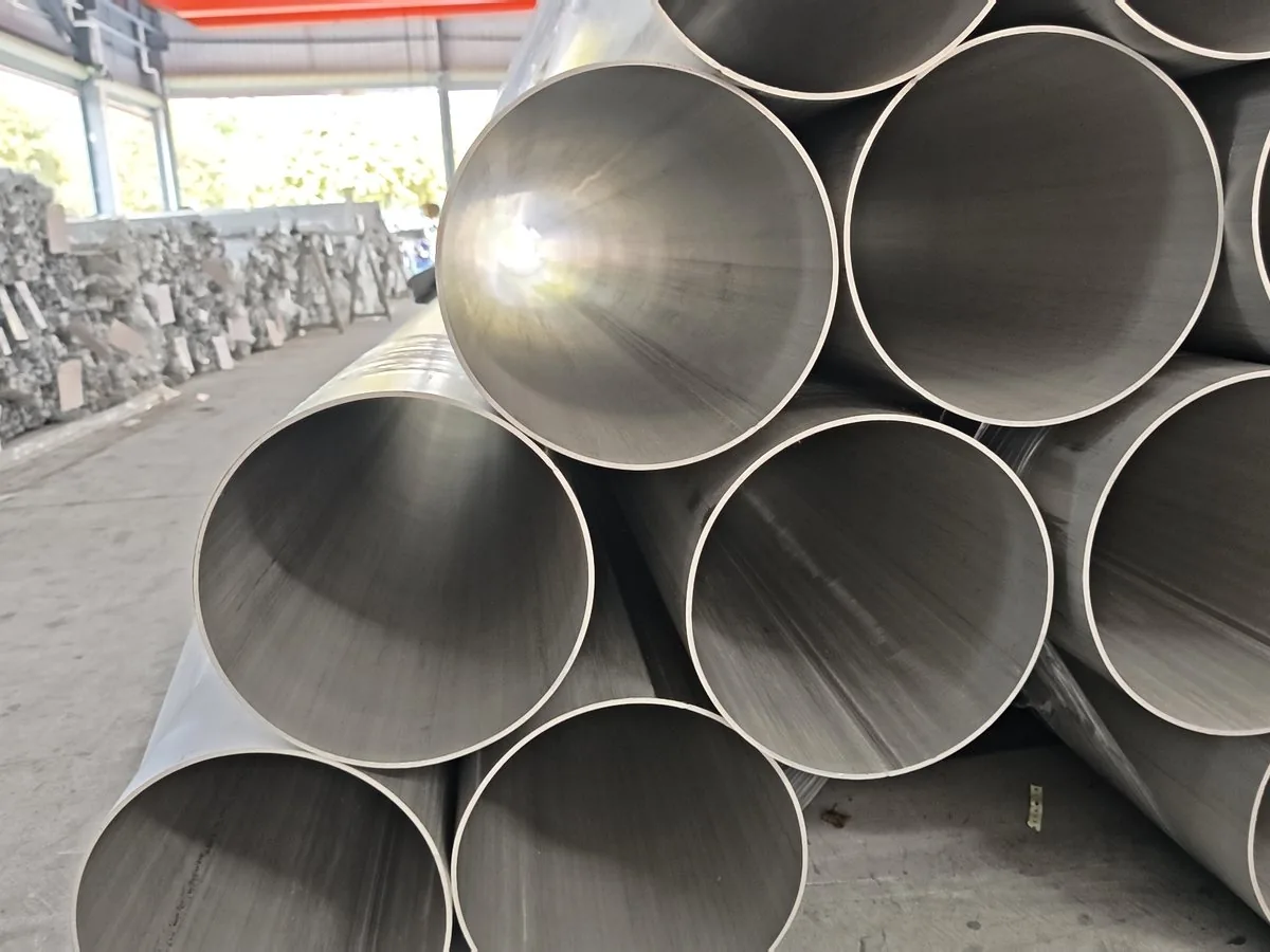 316 stainless steel pipe close view