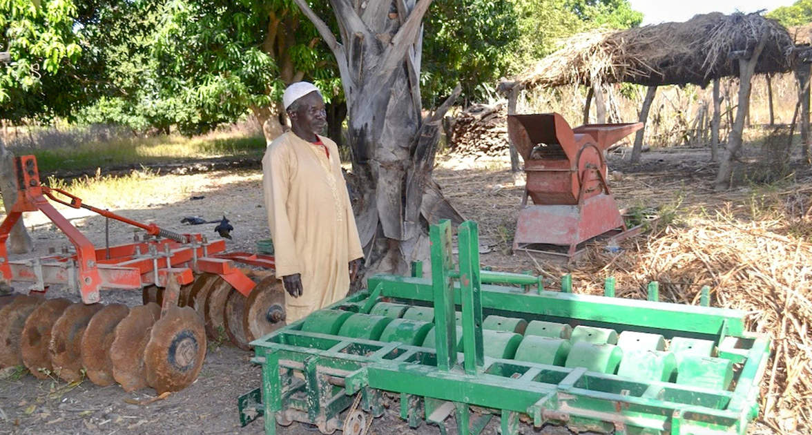 Oumar Koné took advantage of USAID funded training in microdosing to create his own technology and is using the profits to help his community. Photo: N.Diakité, ICRISAT