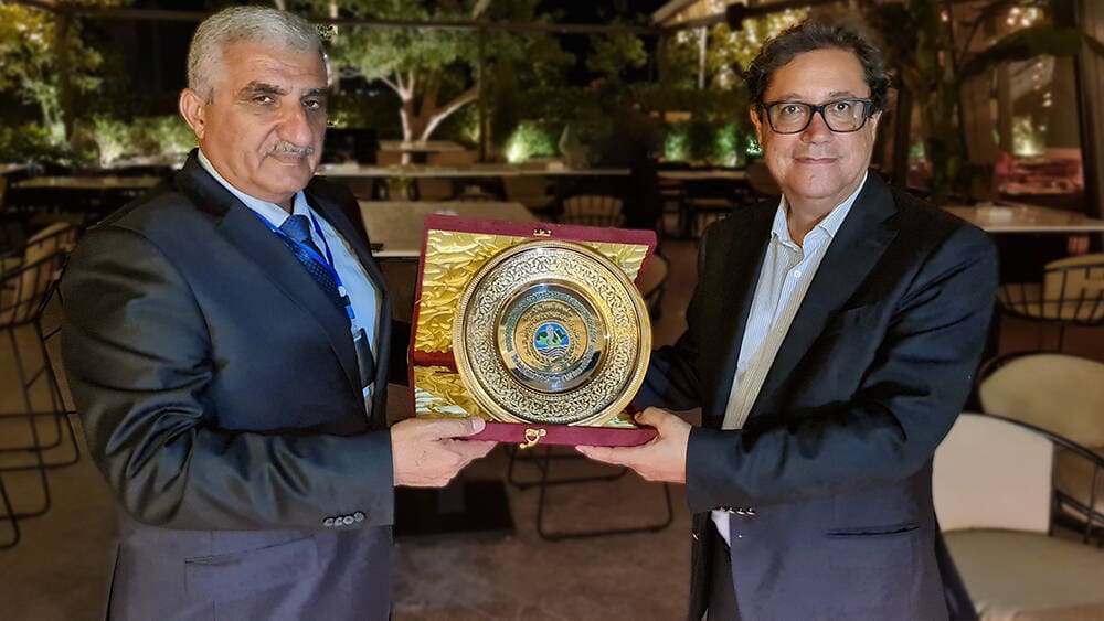 ICARDA DG receives ASCAD shield