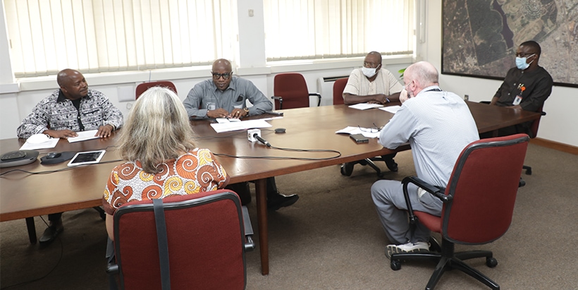 IITA DG Nteranya Sanginga (left) and management team in a meeting with Presidential delegates from DRC.