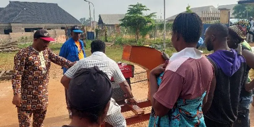 Zero Hunger Project and IFAD-VCDP associates setting up the mill in Bara Obafemi Owode Local Government Area