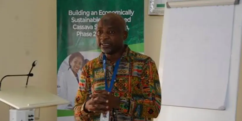 Head of IITA Abuja Station Professor Lateef Sanni briefing the IFAD Country Director and her team