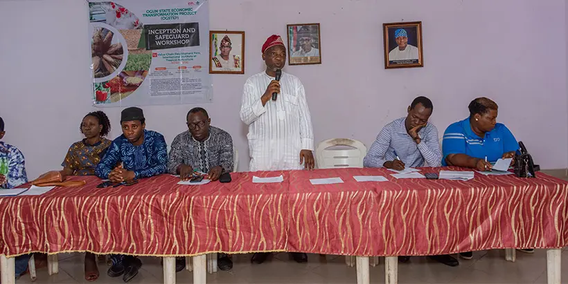 IITA’s Prof. Lateef addressing Farmers at OGSTEP Inception Workshop.