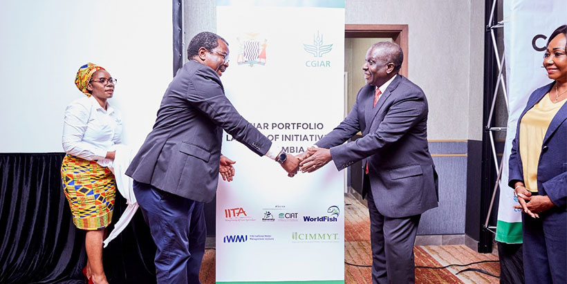 Hon. Reuben Phiri, Minister of Agriculture, with Dr David Chikoye, CGIAR Country Convener, Zambia, after the official launch of the CGIAR Portfolio of Research Initiatives. Photo: Agricomm Media