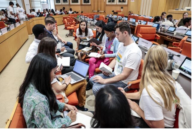 Youth share experiences and collaborate at the Global Youth Dialogue on Sustainable Livestock. Photo by C.Minichiello/FAO.