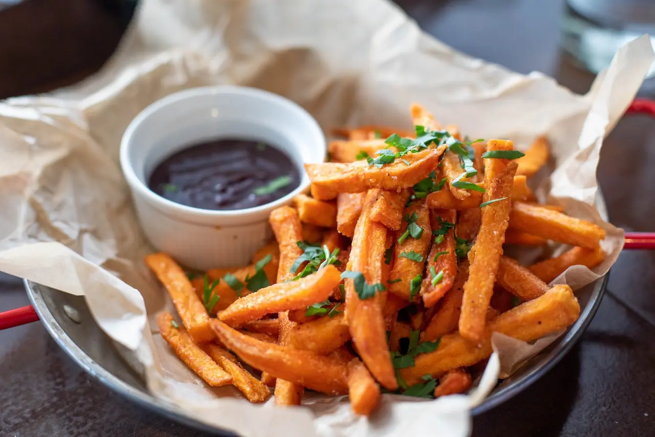 sweet potato chips.webp