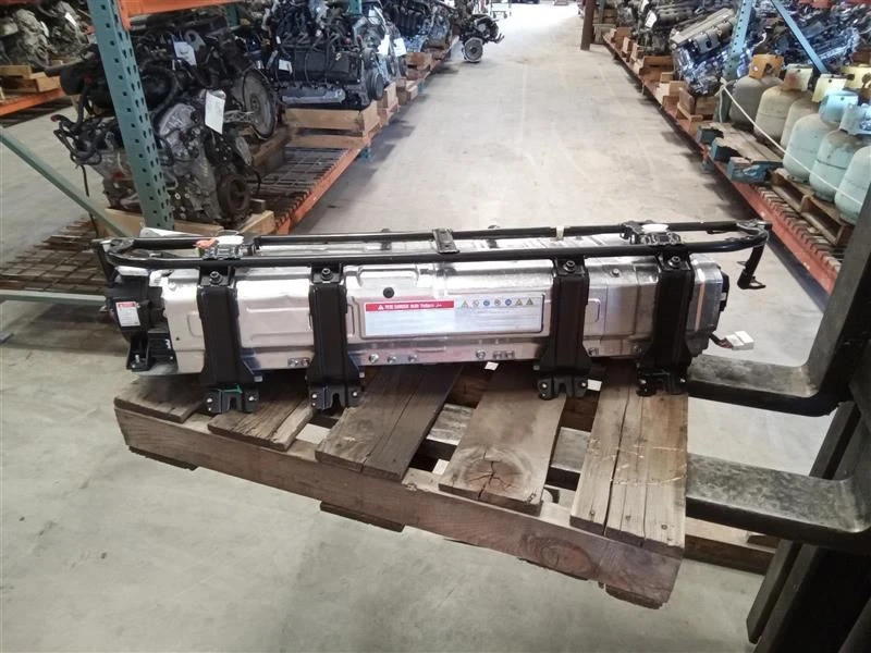 Kia Niro HEV cover image