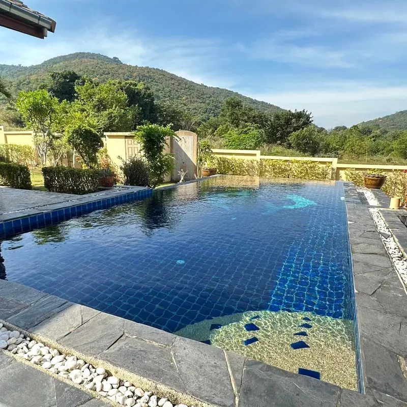 Pranburi Hills Villa with Beautiful Mountain Views