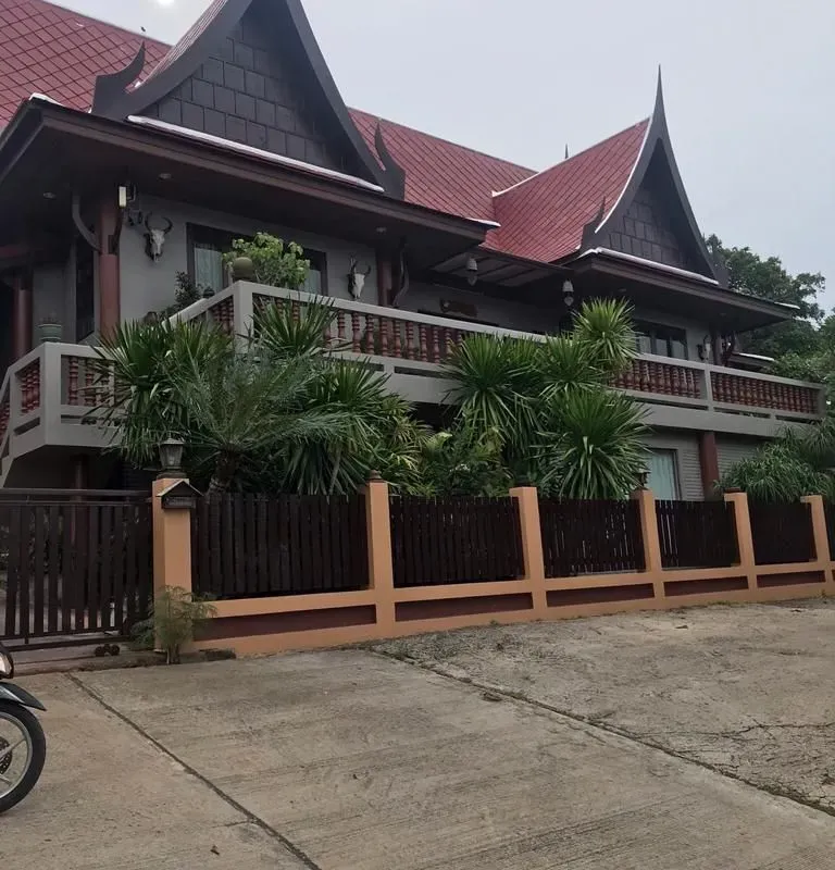 Sea View Thai Style 3 Bed Villa in Plai Leam