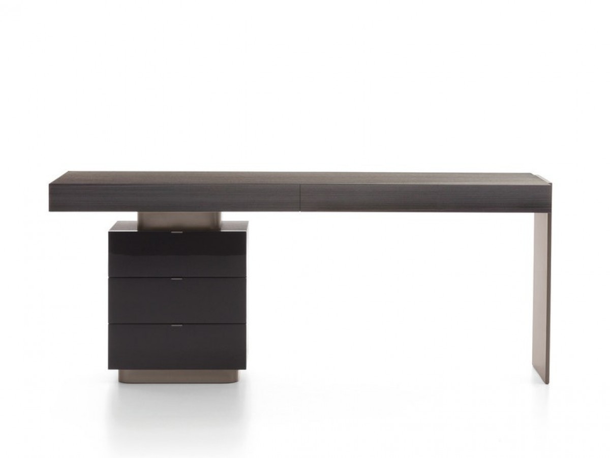 Carson Writing Desk (SX) | Minotti | CHANINTR