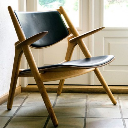 CH28P Lounge Chair | Highlight image 2