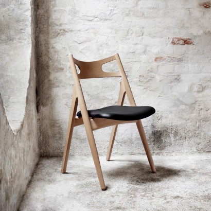 CH29P Sawbuck Chair | Highlight image 2