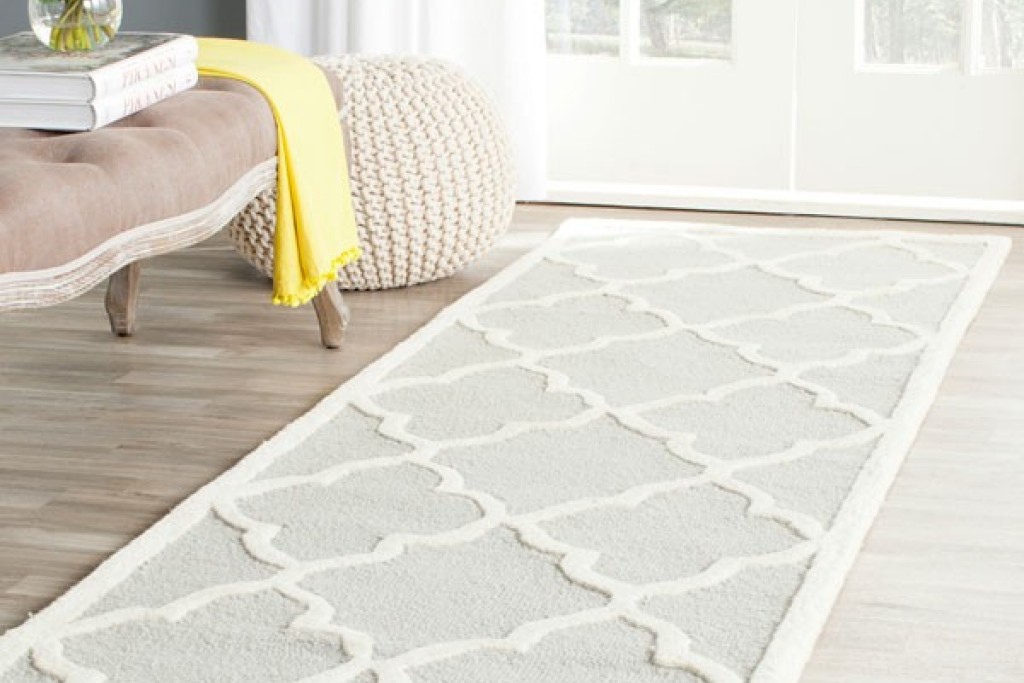 Cambridge Rug - CAM312L Light Grey / Ivory | Highlight image 1