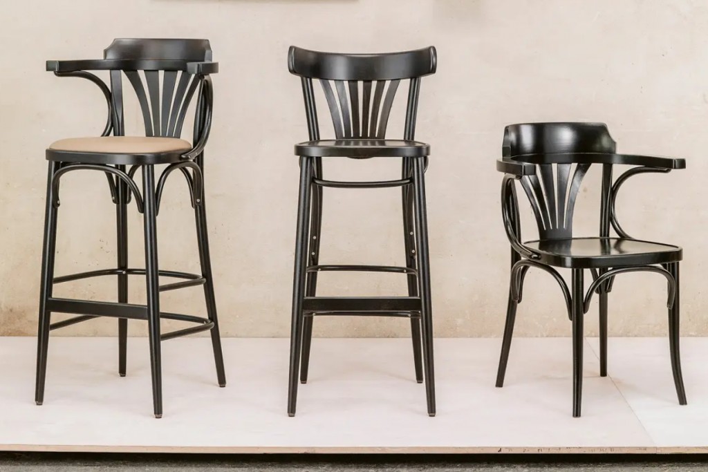 56 Barstool (Veneer Seat) | Highlight image 1