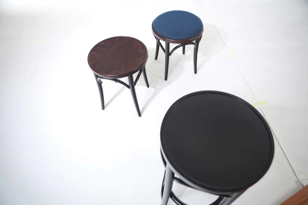 60 Stool (Upholstery Seat) | Highlight image 1