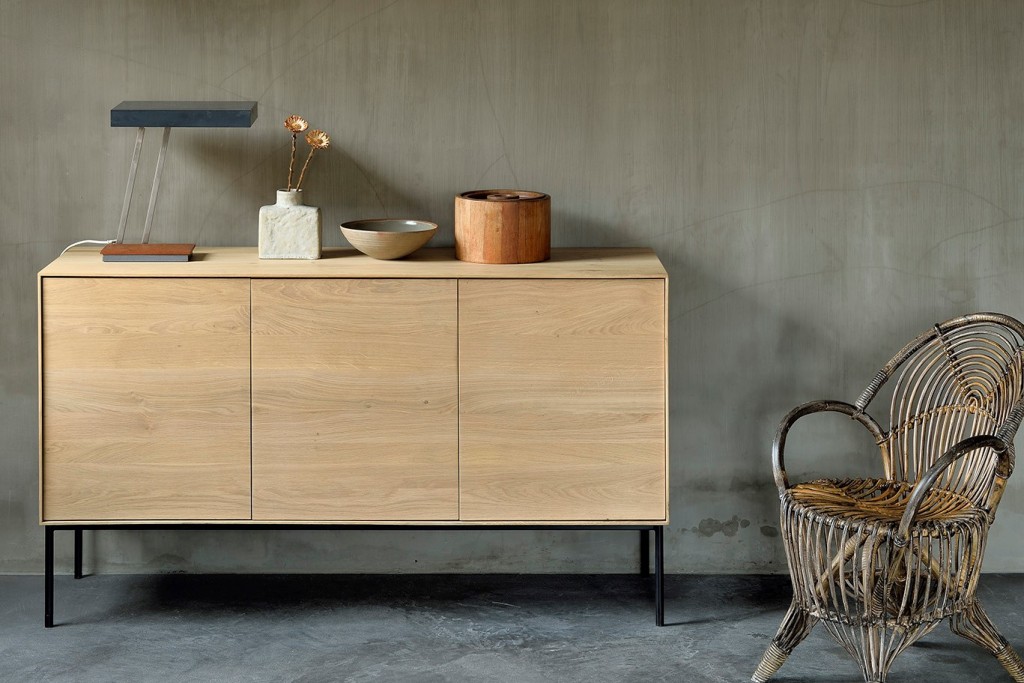 Oak Whitebird Sideboard - 3 Doors | Ethnicraft | CHANINTR