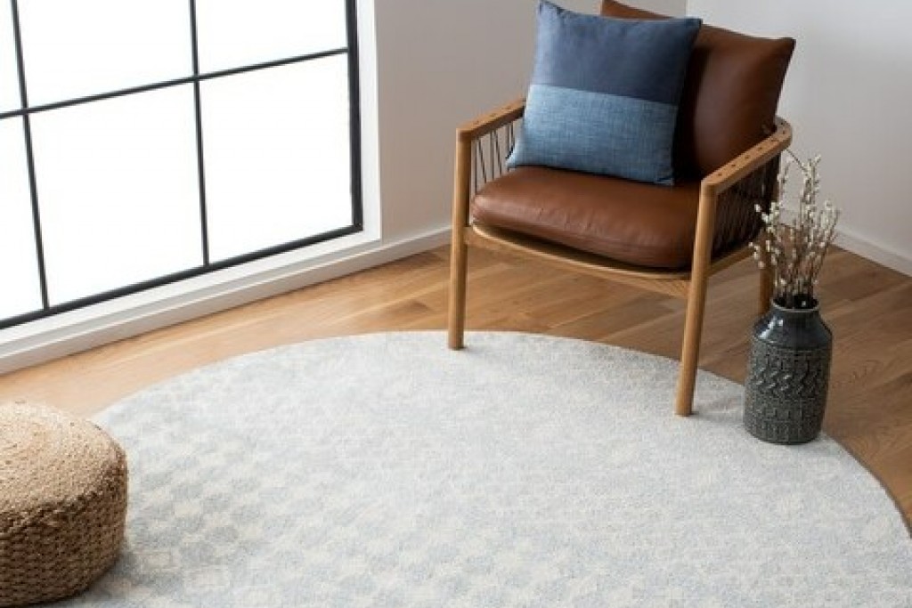 Tulum Rug - TUL240G Light Grey / Ivory | Highlight image 1