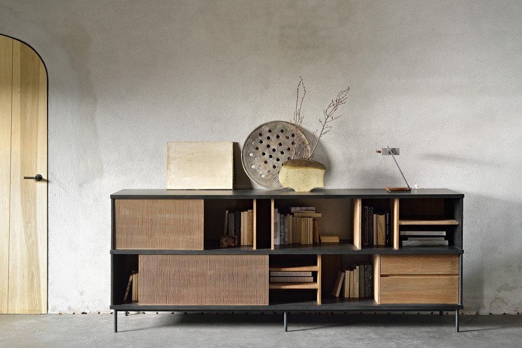 Teak Oscar Sideboard - 2 Sliding Doors - 3 Drawers | Highlight image 1