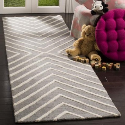 Safavieh Kids Rug - SFK920C Grey / Ivory | Highlight image 2