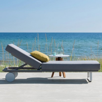 Bitta Deckchair Module Aluminium Legs Wheels, with Seat Cushion (without Decoration Cushion) | Highlight image 2