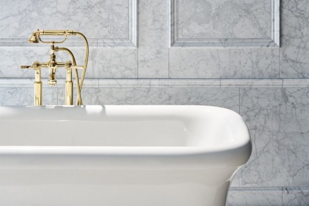 Aero Floor Mounted Exposed Tub Filler with Metal Handshower and Lever Handles | Highlight image 1