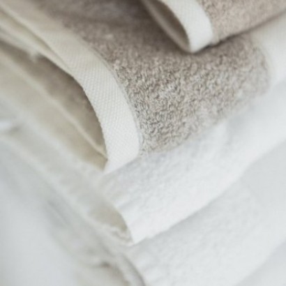 Simi Bath Towel | Highlight image 2