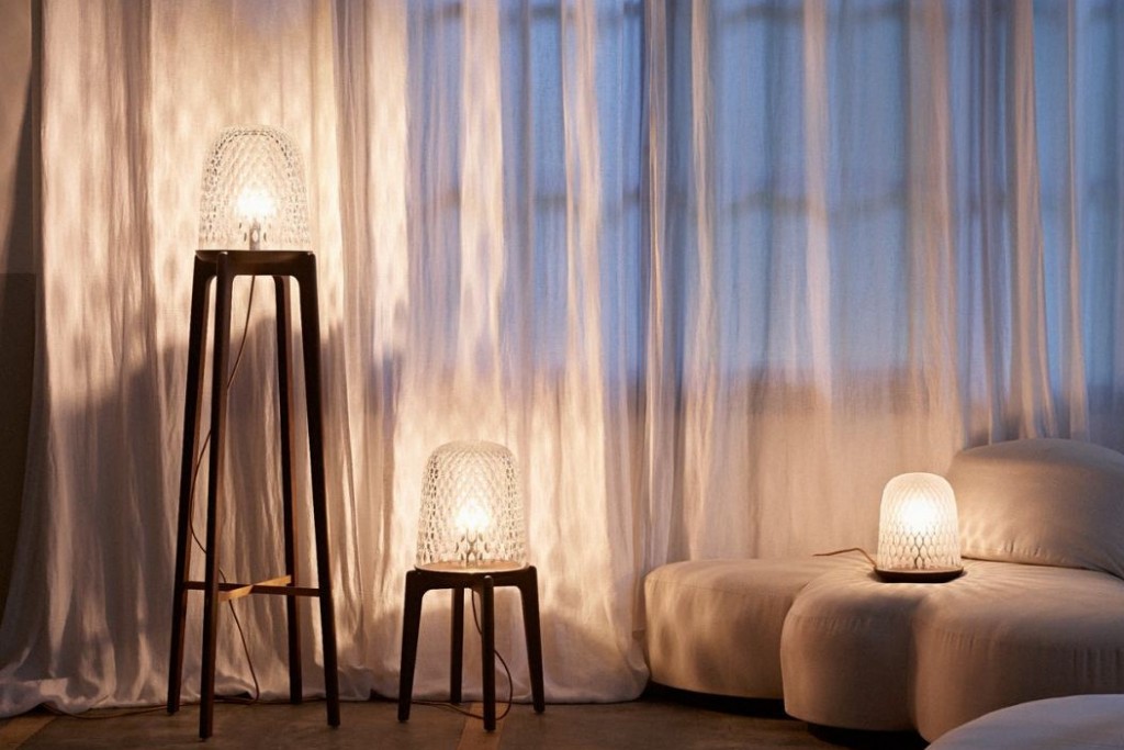 Folia Dark Wood Floor Lamp - Clear Crystal | Highlight image 1