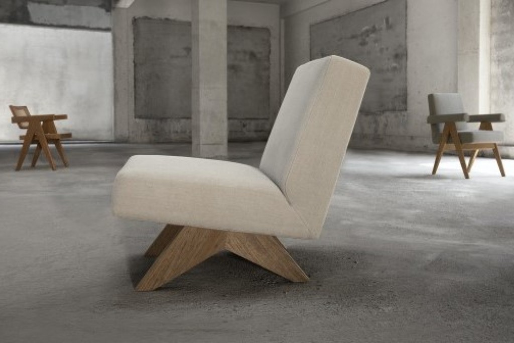 Zanav Upholstered Armless Chair | Highlight image 1