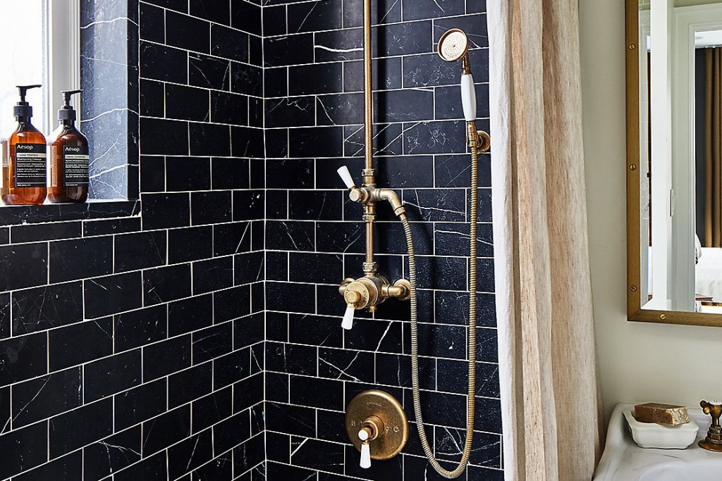 Highgate Handshower On Hook with White Handle | Highlight image 1