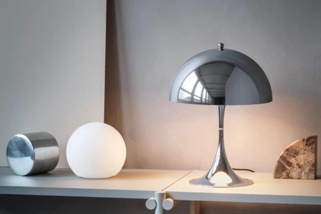 Panthella 250 Table Lamp | Highlight image 1