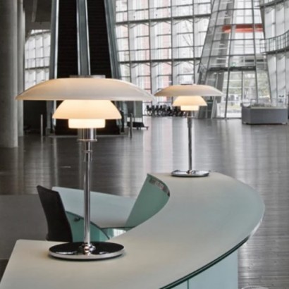 PH 4½-3½ Glass Table Lamp | Highlight image 2