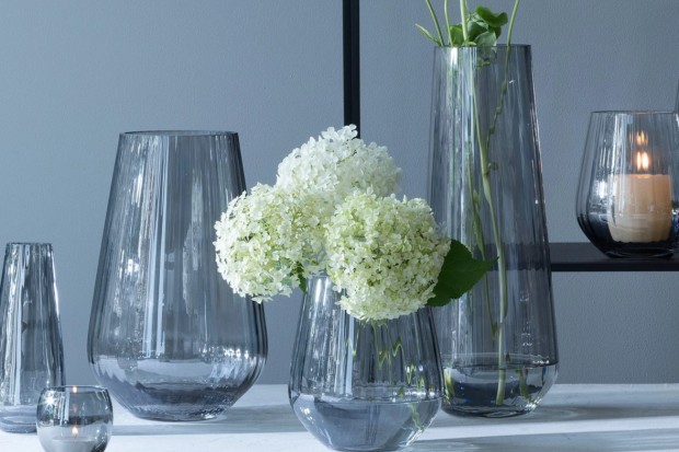 Zinc Vase H28 cm, Sheer Zinc | Highlight image 3