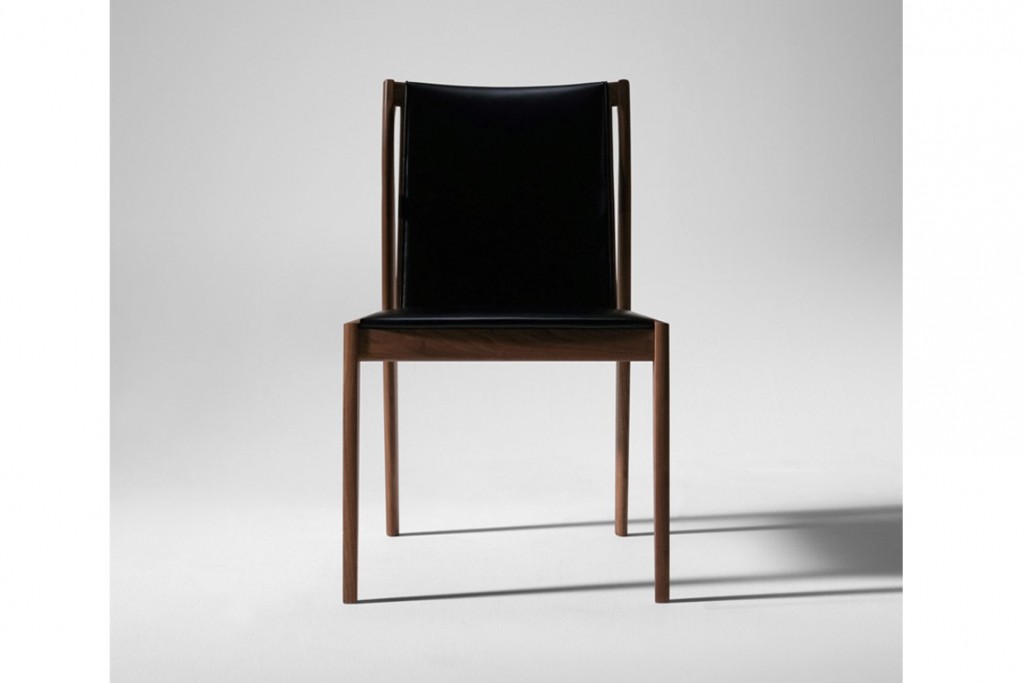 Claude Chair | Highlight image 1