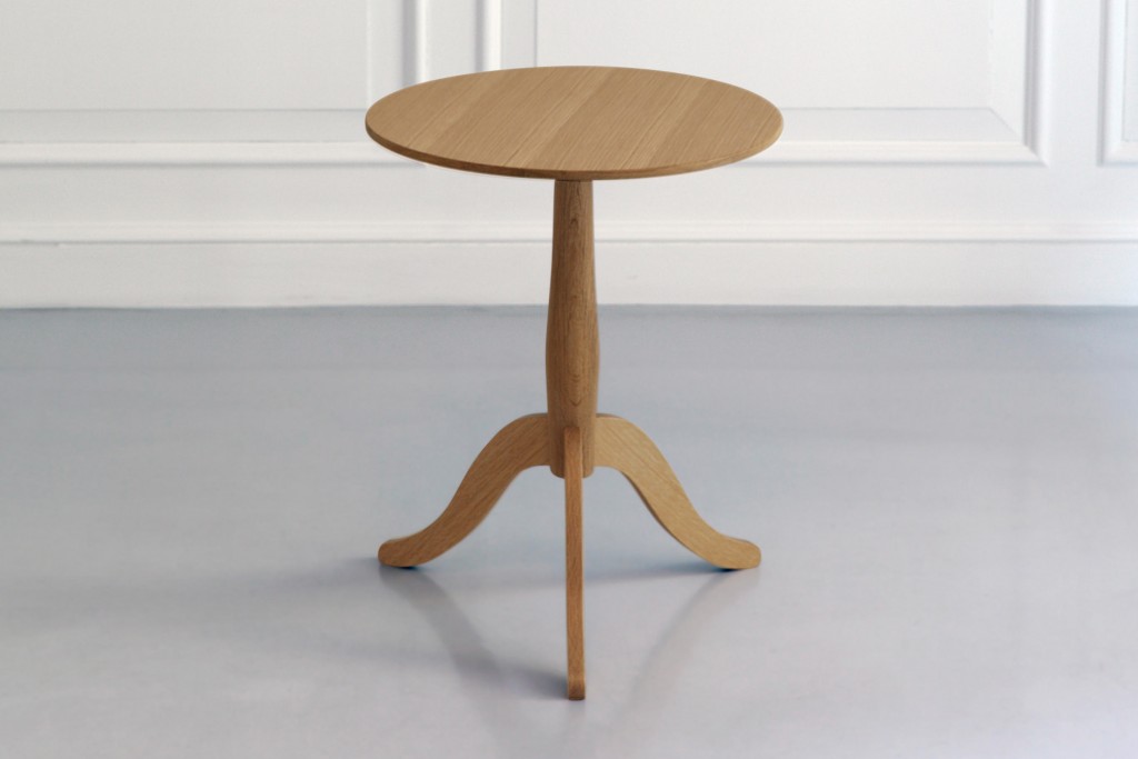 Club Side Table (Wooden Top) | Highlight image 1